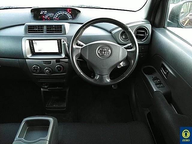 TOYOTA BB