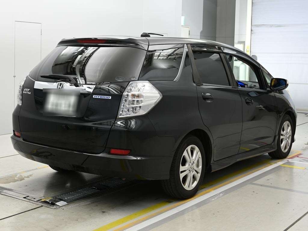 HONDA FIT SHUTTLE