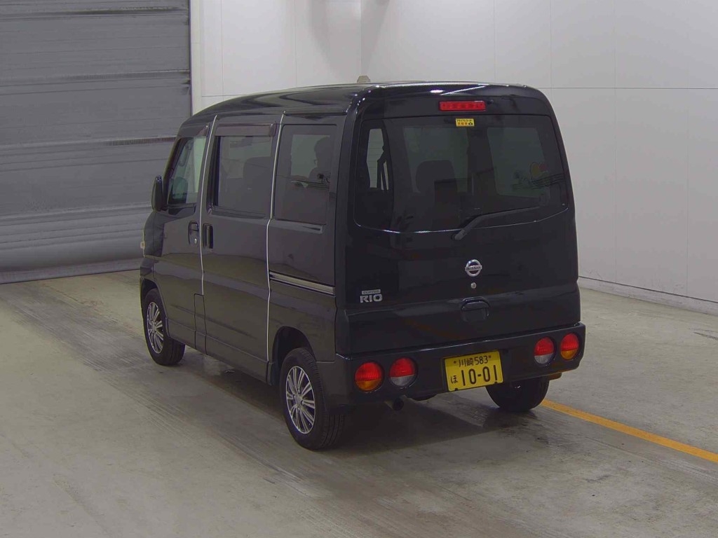 NISSAN CLIPPER