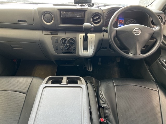 NISSAN NV350 CARAVAN