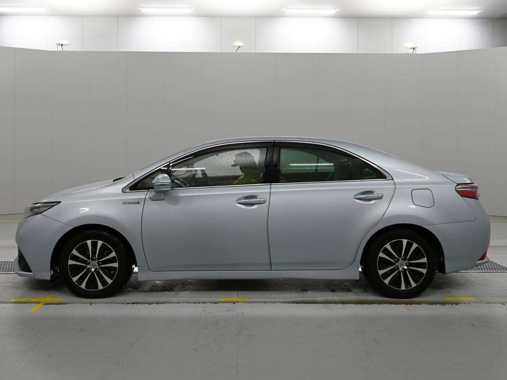 TOYOTA SAI