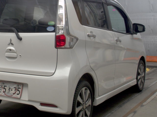 MITSUBISHI EK CUSTOM