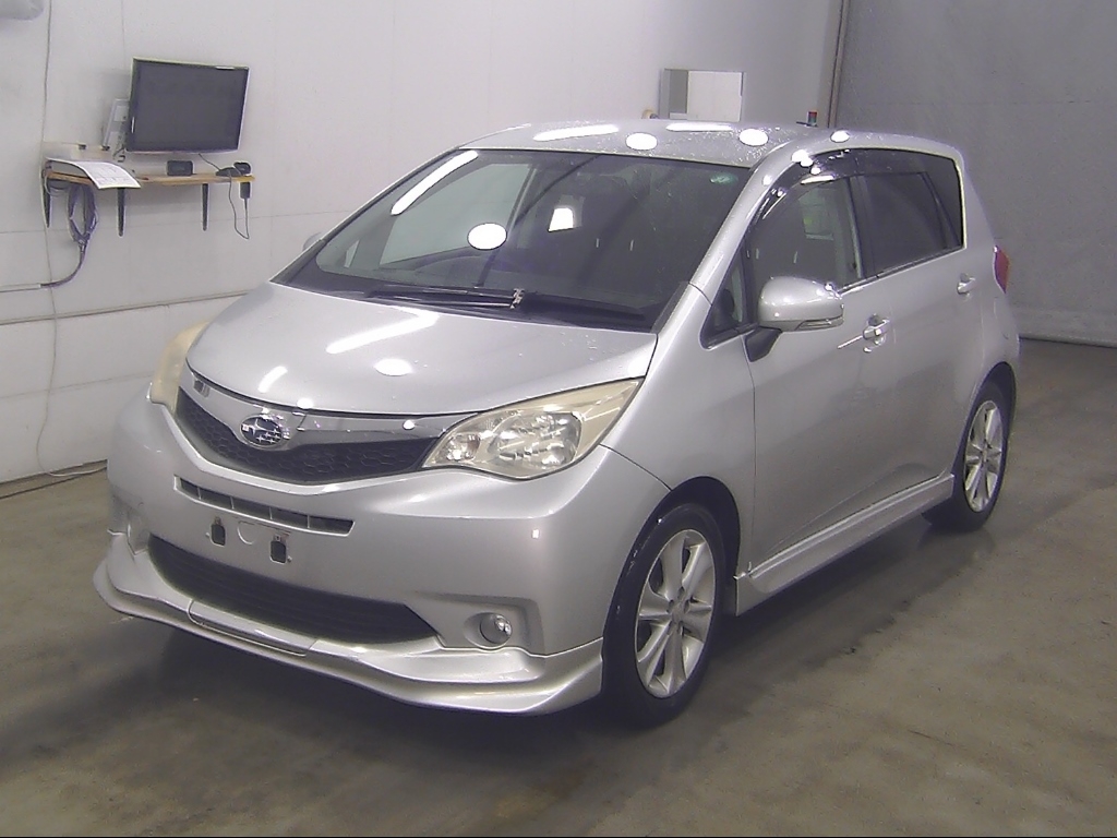 SUBARU TREZIA
