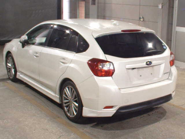 SUBARU IMPREZA