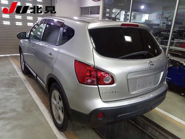 NISSAN DUALIS