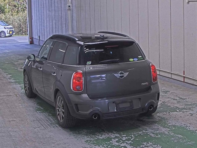 MINI CROSSOVER