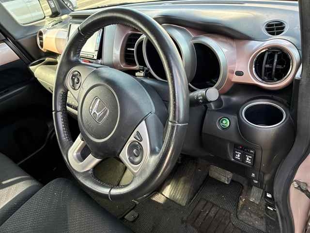 HONDA N-BOX+
