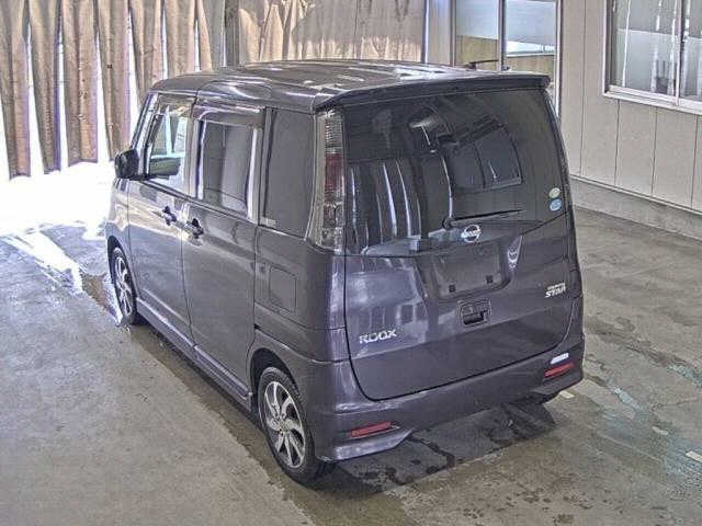 NISSAN ROOX
