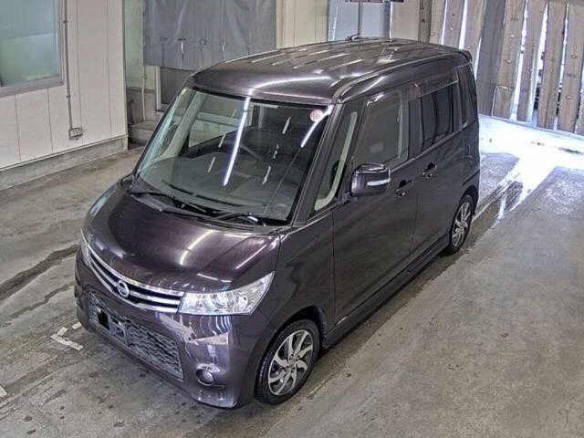 NISSAN ROOX