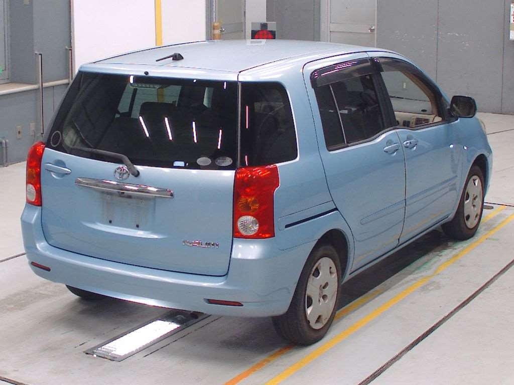 TOYOTA RAUM