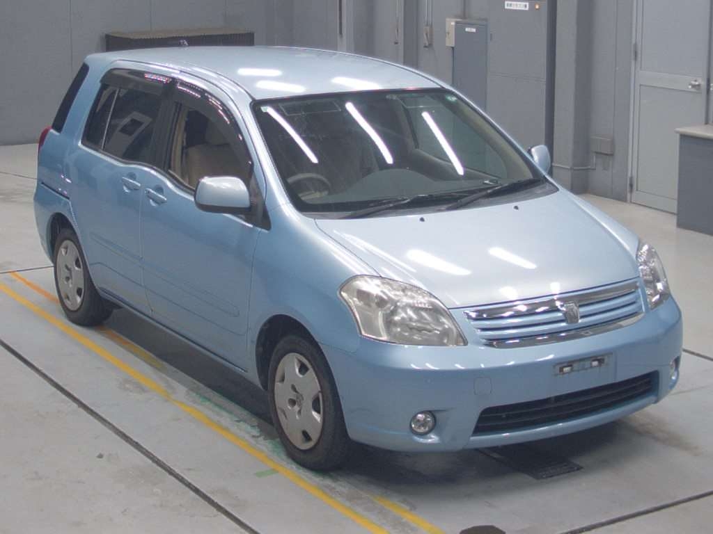 TOYOTA RAUM