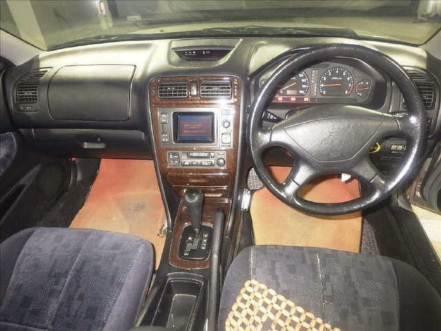 MITSUBISHI GALANT