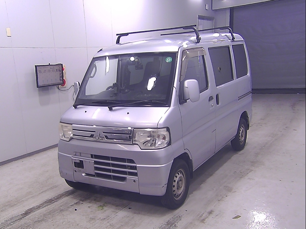 MITSUBISHI MINICAB