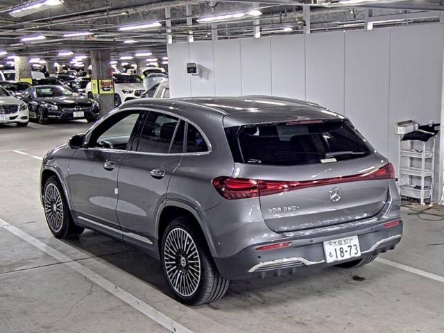 MERCEDES-BENZ EQA