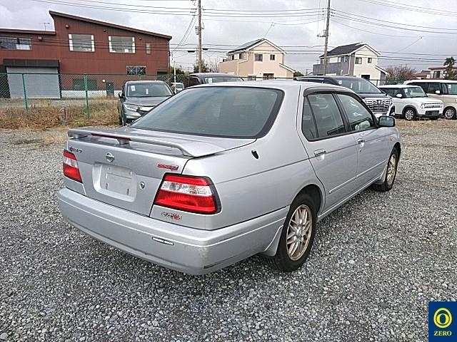 NISSAN BLUEBIRD