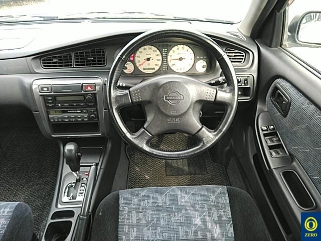 NISSAN BLUEBIRD