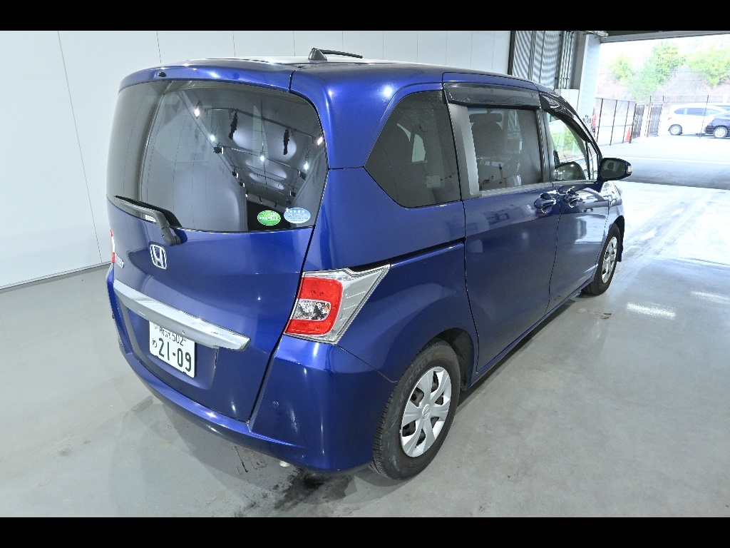 HONDA FREED