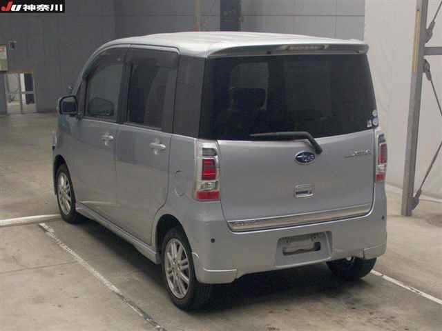 SUBARU LUCRA