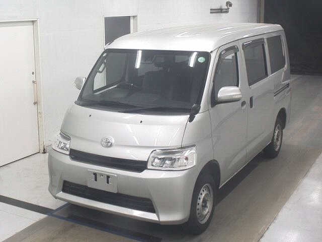 TOYOTA TOWN ACE