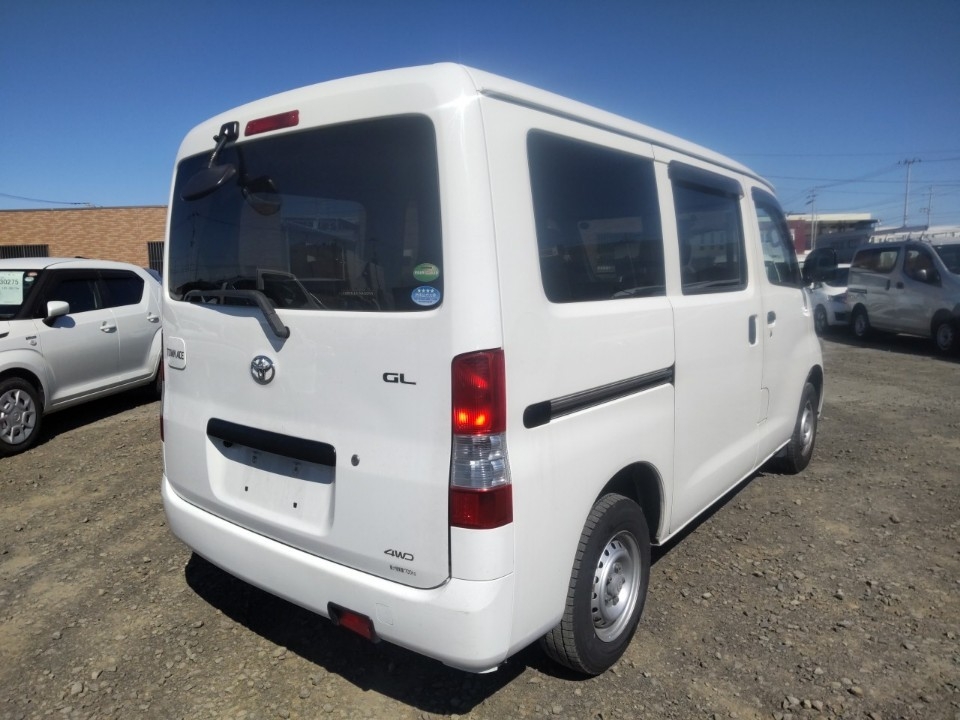 TOYOTA TOWN ACE