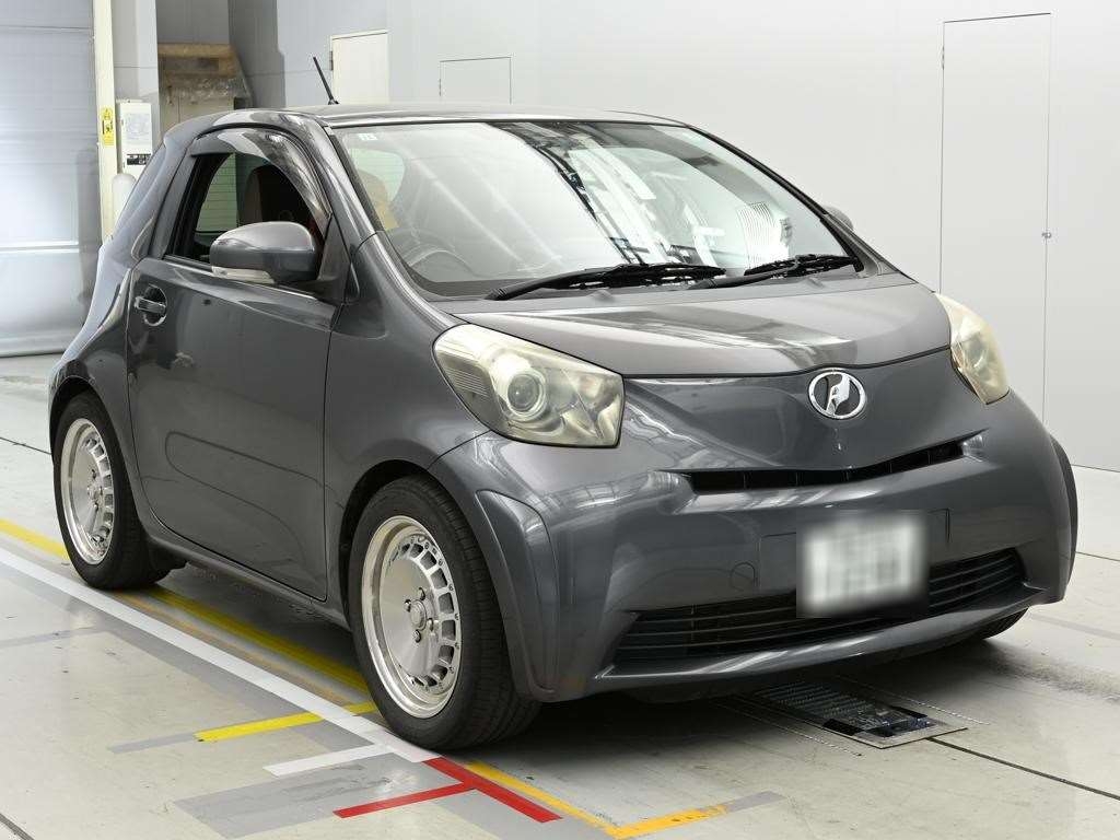TOYOTA IQ