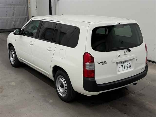 MAZDA FAMILIA