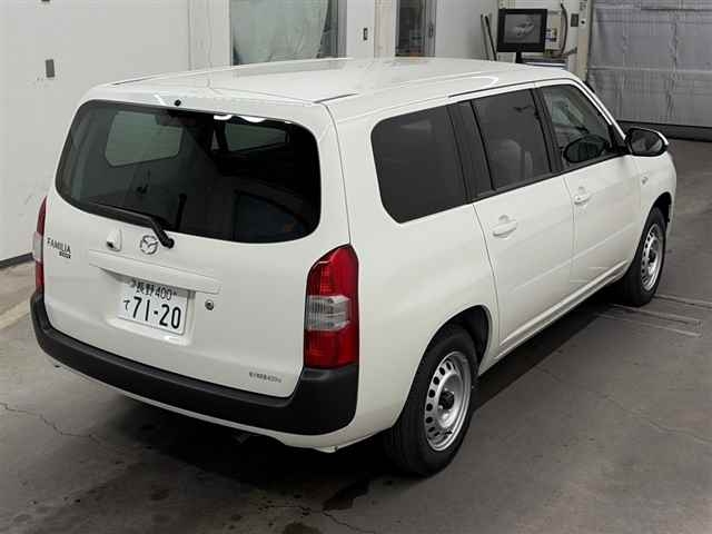 MAZDA FAMILIA