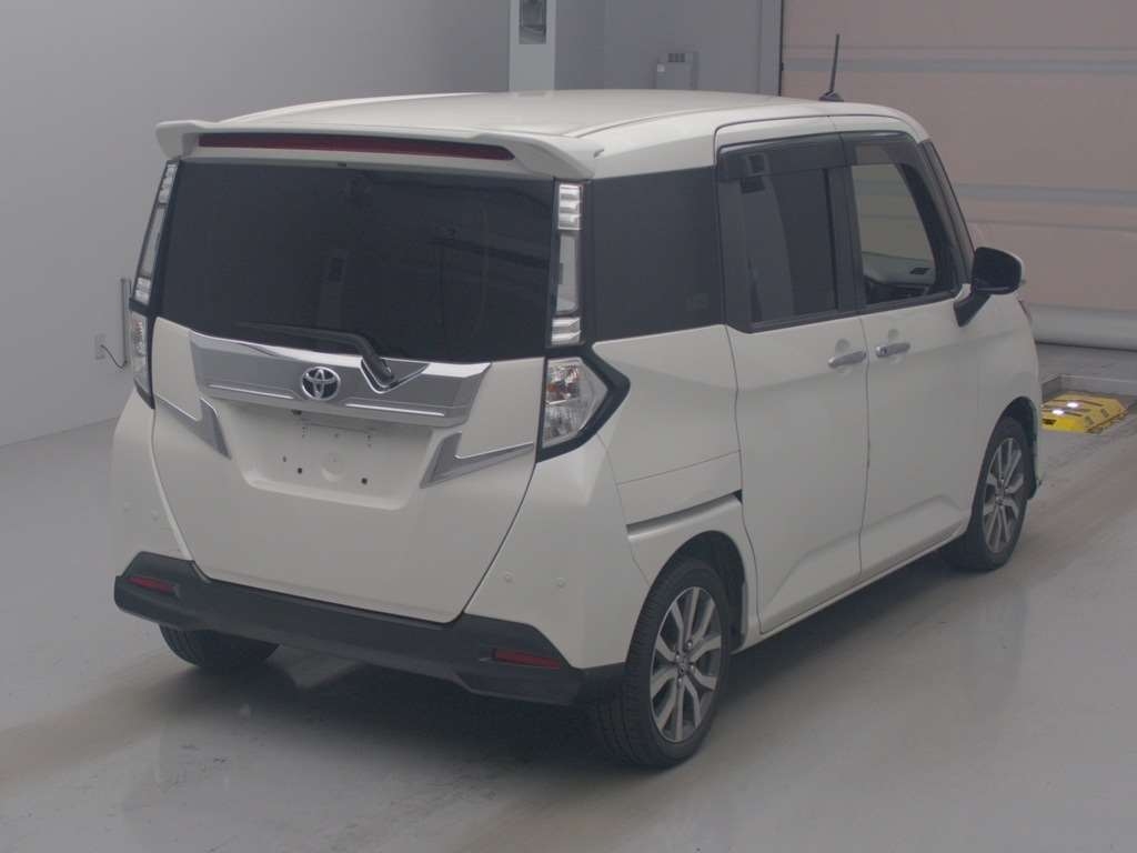 TOYOTA TANK
