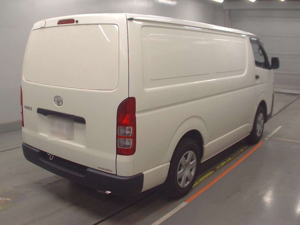 TOYOTA REGIUS ACE