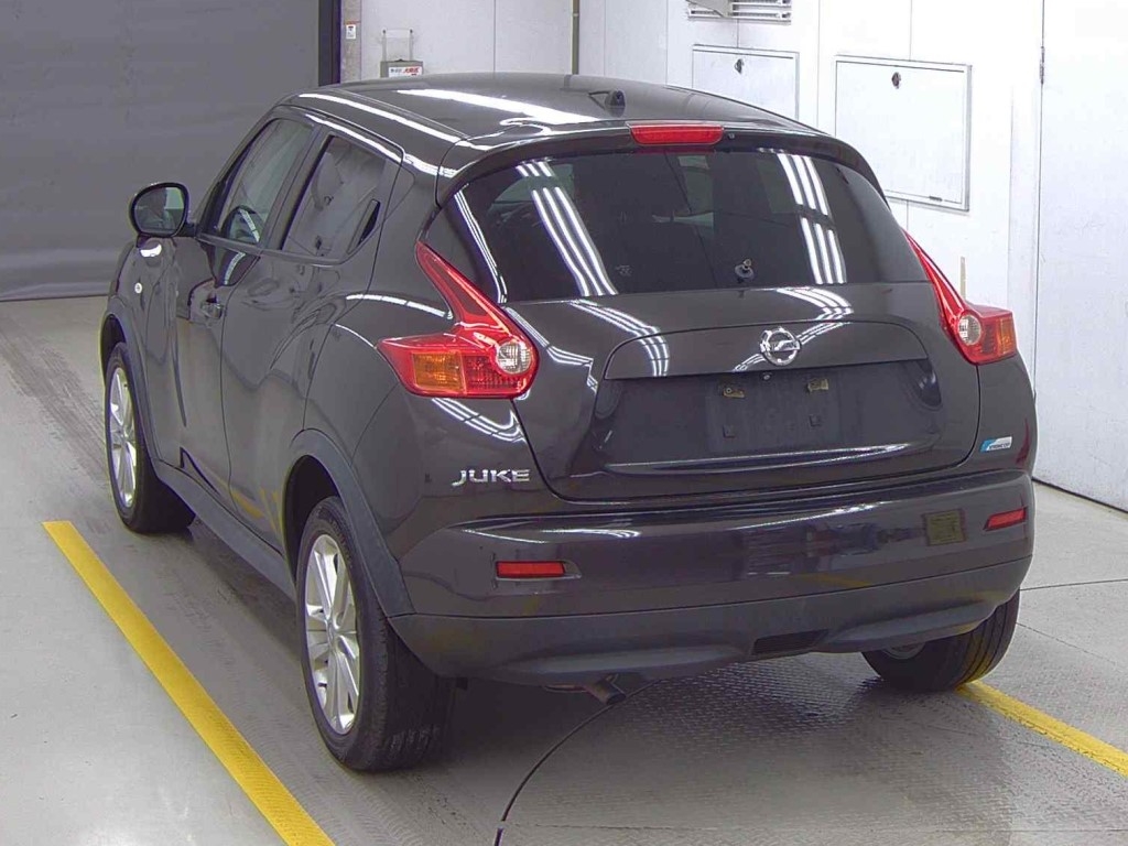 NISSAN JUKE