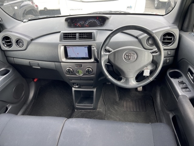 TOYOTA BB