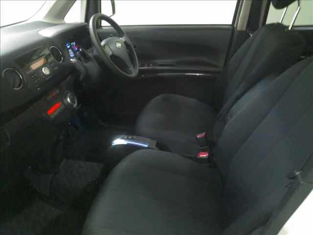 SUBARU LUCRA