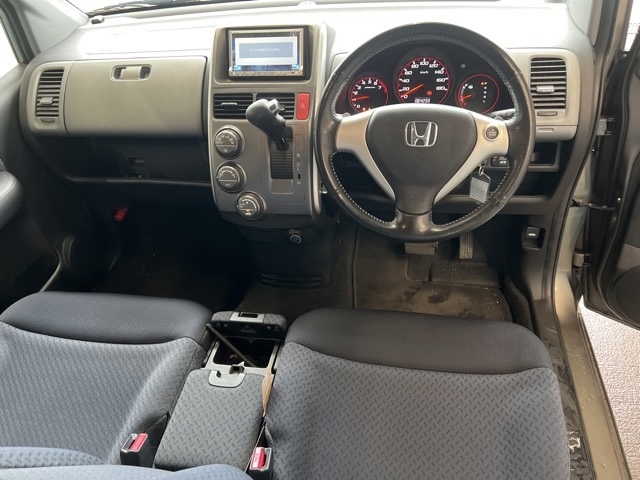 HONDA MOBILIO SPIKE