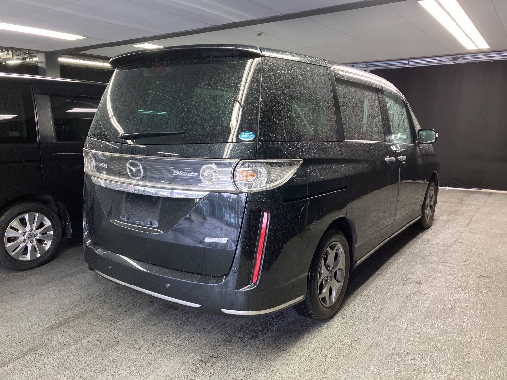 MAZDA BIANTE