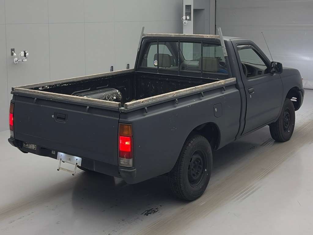 NISSAN DATSUN