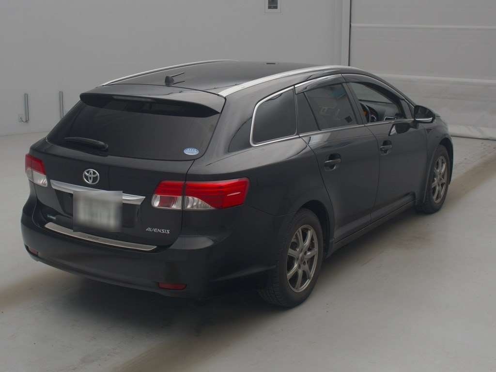 TOYOTA AVENSIS