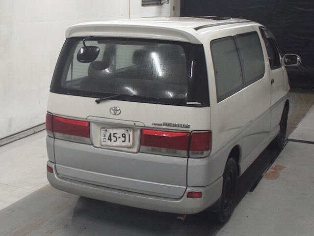 TOYOTA REGIUS