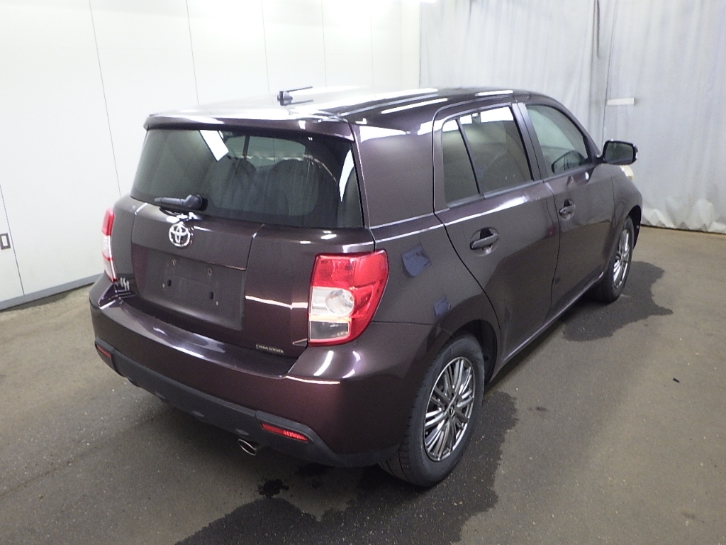 TOYOTA IST