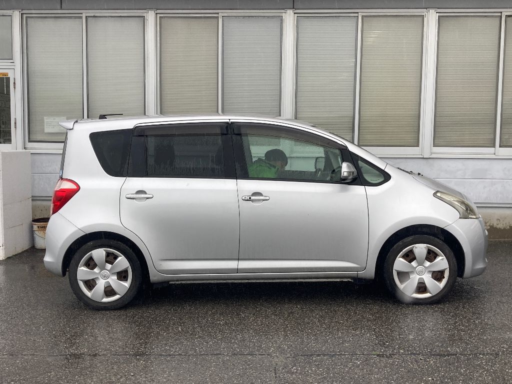 TOYOTA RACTIS