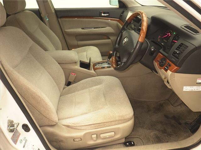 TOYOTA MARK II