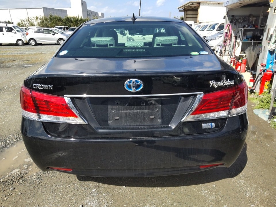TOYOTA CROWN