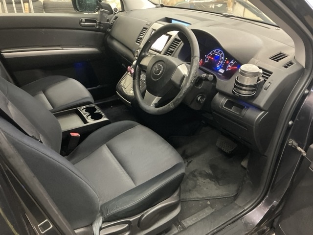 MAZDA MPV