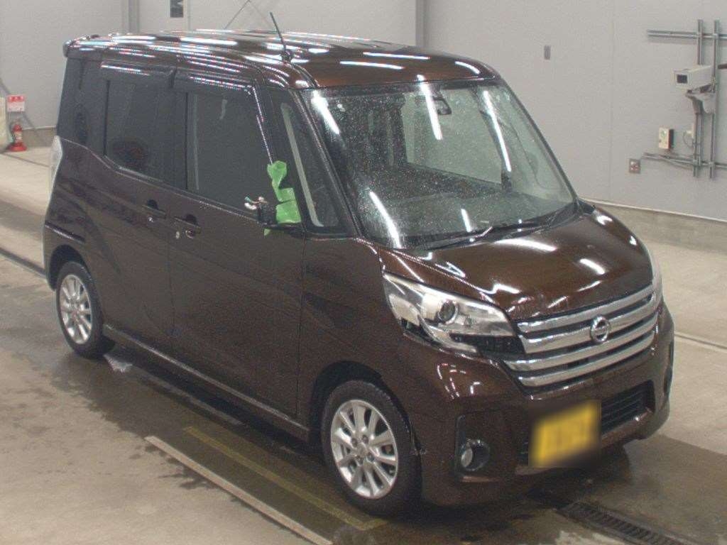 NISSAN DAYZ ROOX