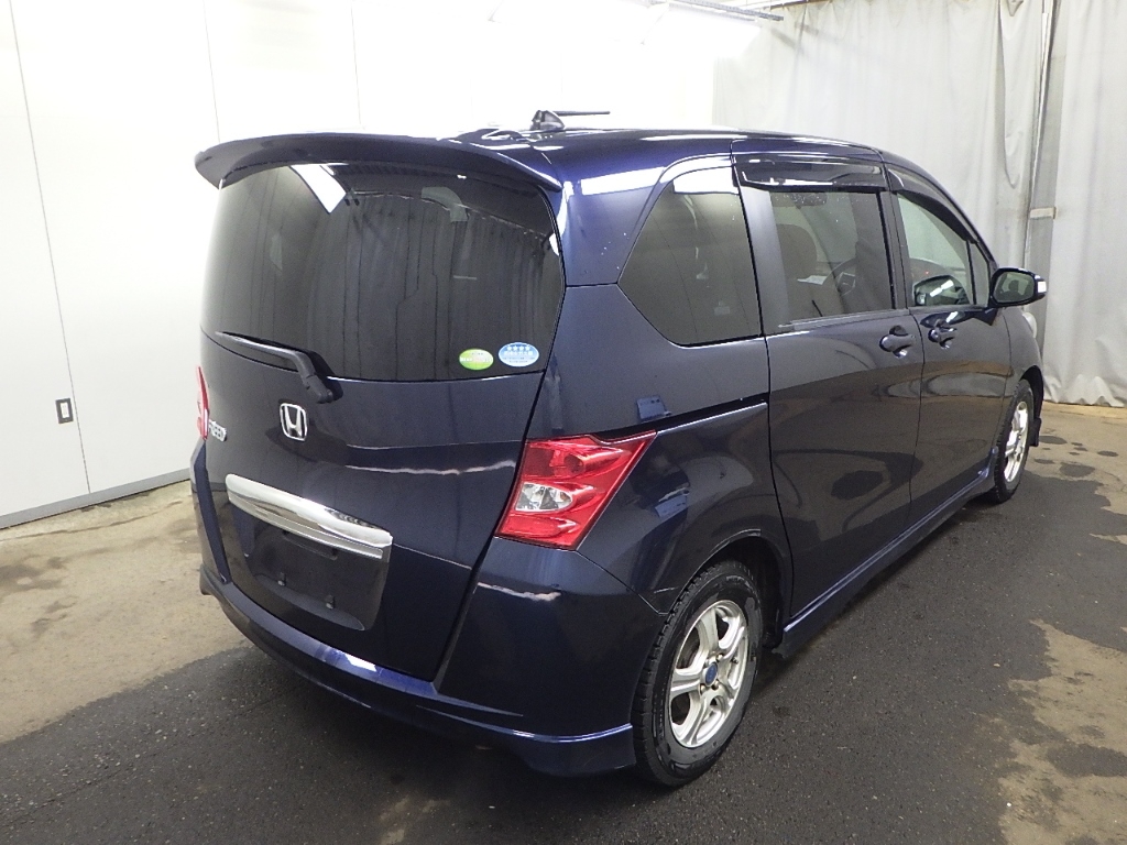 HONDA FREED