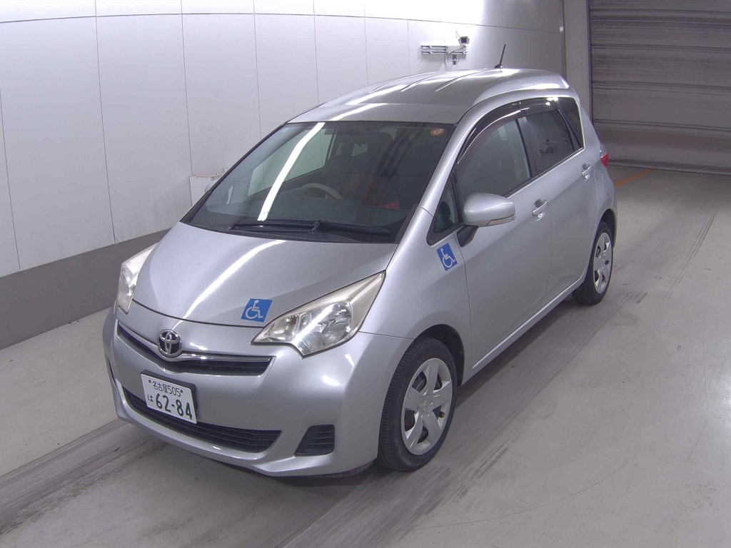 TOYOTA RACTIS