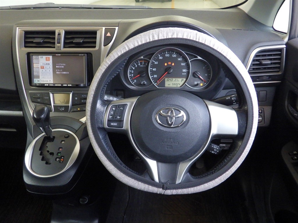 TOYOTA RACTIS