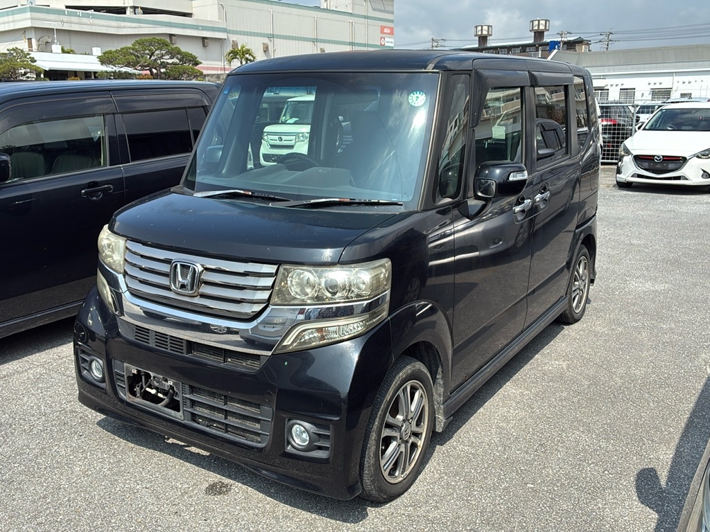 HONDA N-BOX+