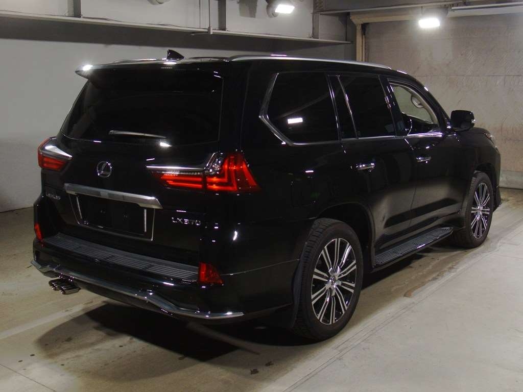 LEXUS LX570