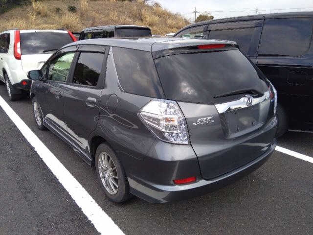 HONDA FIT SHUTTLE