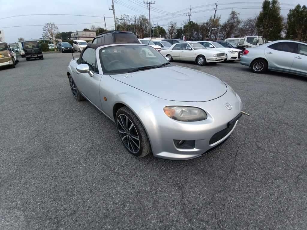 MAZDA ROADSTER